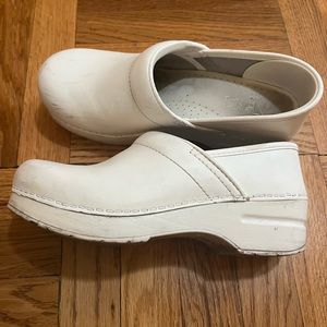 Dansko clogs white 37